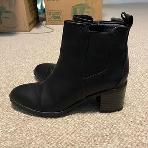 Life stride heeled booties
